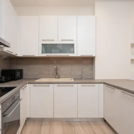 A Place 4u No177 Apartment *