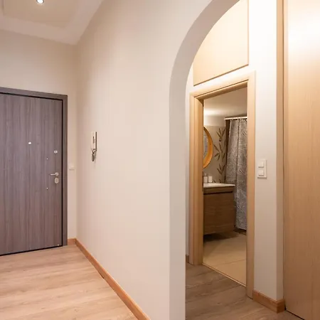 Apartment A Place 4u No177